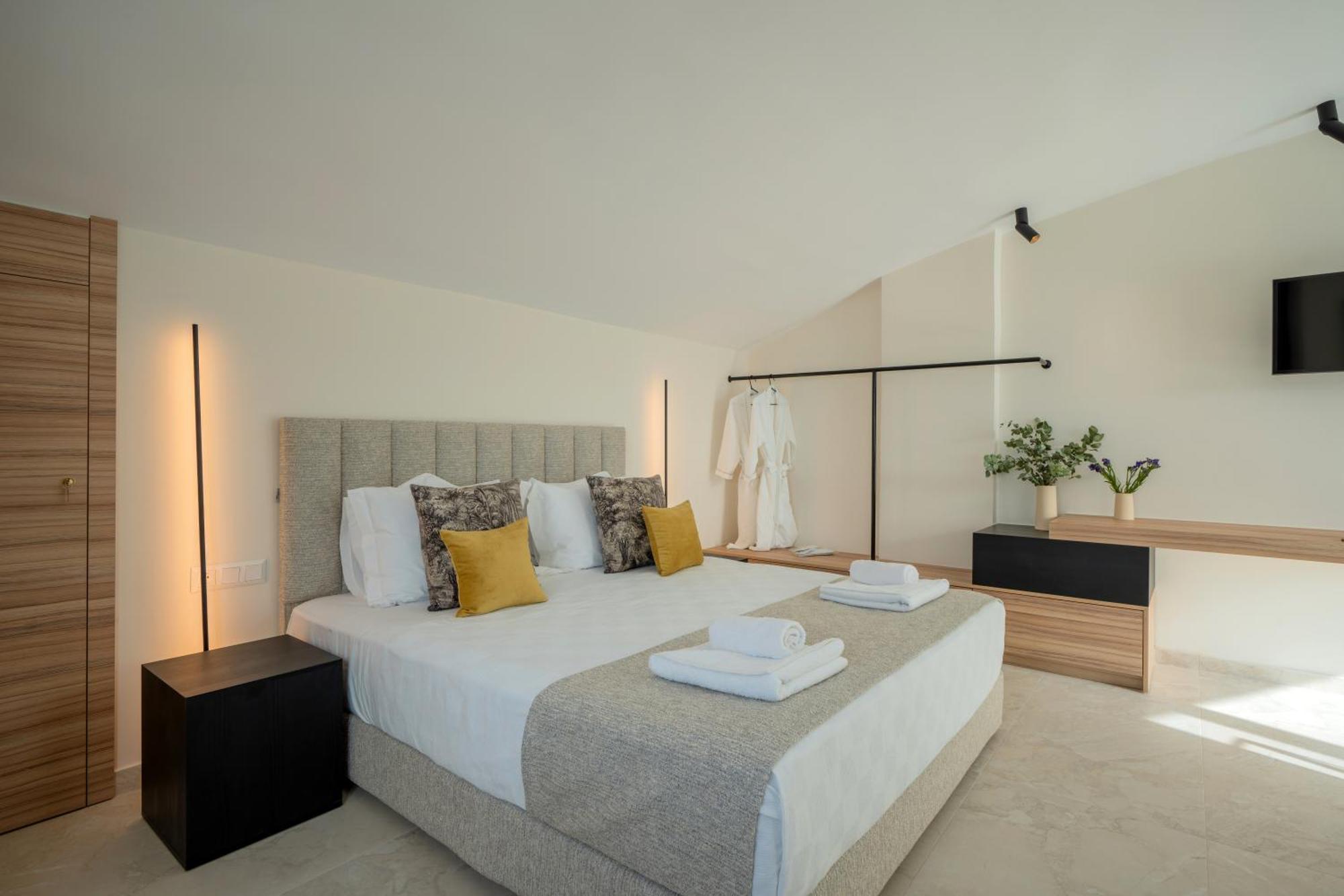 Anama Villas, With Pool & Views To Rethymno, By Thinkvilla Villa *